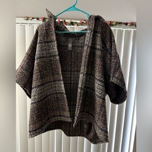 NWOT Vince Camuto Plaid Tweed Open Front Cape Womens One Size Beige Brown